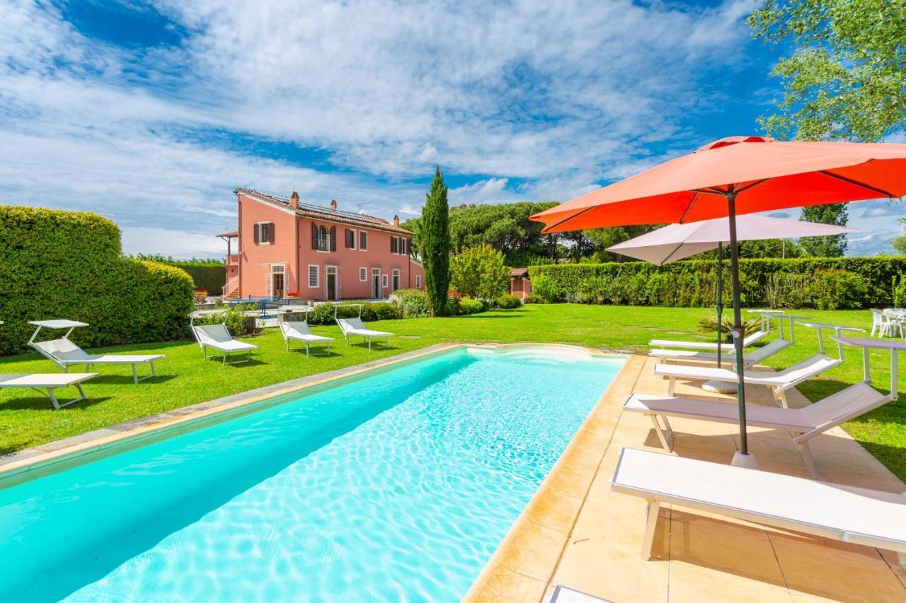 Villa Rossa Pisa Rom bilde
